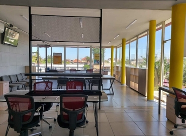 250 m² Business park in Tirana, Rruga Frang Bardhi (1001) - 0 | MatchOffice