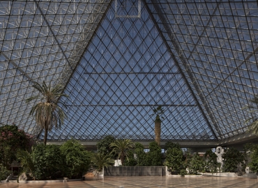 Choose a 2800 m² Conference room in Mödling, Parkallee 2 (2334) - 1 | MatchOffice