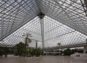 Book a 2800 m² Conference space in Mödling, Parkallee 2 (2334) - 3 | MatchOffice