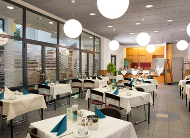 160 m² Conference space in Vienna, Johann-Hörbiger-Gasse 30 (1230) - 4 | MatchOffice.com