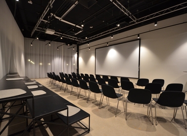 111 m² Conference space in Vienna, Donau-City-Straße 3 (1220) - 0 | MatchOffice.com