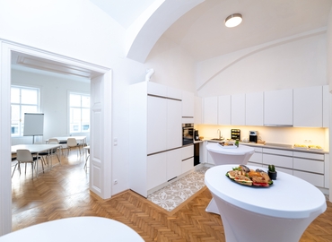 Office Franz-Josefs-Kai 49 1010 Vienna