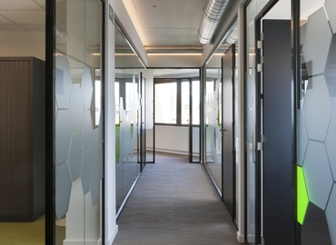 Bedrijventerrein te huur  Antwerpen, Uitbreidingstraat 66, 380 m², - 5 | MatchOffice.be