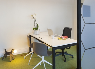 Bedrijventerrein te huur  Antwerpen, Uitbreidingstraat 66, 380 m², - 4 | MatchOffice.be