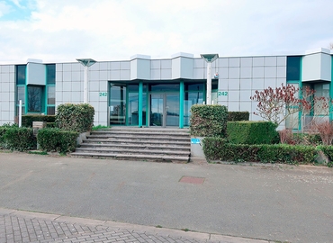 1200 m² Business park building up for rent in Braine-L'Alleud, Chaussée d'Ath 242 (7850) - 0 | MatchOffice
