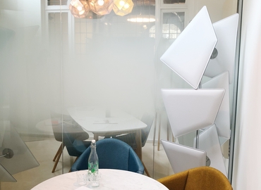 Salle de conférence à louer à Ville de Bruxelles, Rue du Congrès 35, 40 m², - 11 | MatchOffice.be