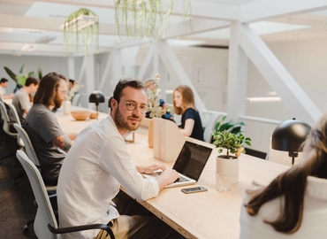 Join flexible a 150 m² Shared office  in Antwerp, IJzerenpoortkaai 3 (2000) - 0 | MatchOffice