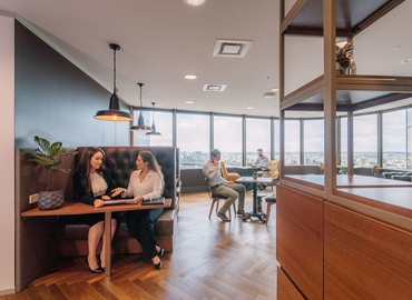 Flexwerkplek te huur  Etterbeek, Rond-point Robert Schuman 2-4, 500 m², - 2 | MatchOffice.be