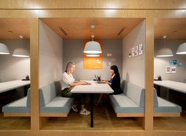 Business center à louer à Gent, Poortakkerstraat 117, 150 m², - 3 | MatchOffice.be