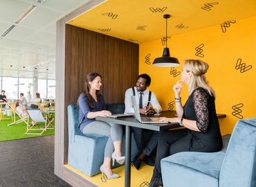 Bureaux équipés à louer à Elsene, Avenue des Arts 56, 120 m², - 1 | MatchOffice.be