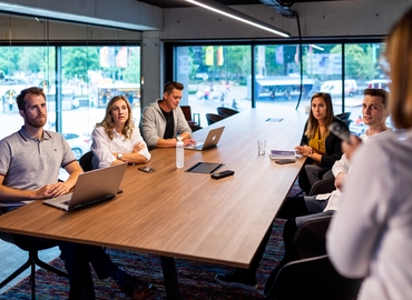 Bedrijfsgebouw te huur  Hasselt, Kolonel Dusartplein 28b, 42 m², - 0 | MatchOffice.be