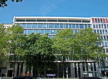 Choose a 40 m² Meeting room in Brussels City Center, Avenue Louise 143/4 (1050) - 13 | MatchOffice