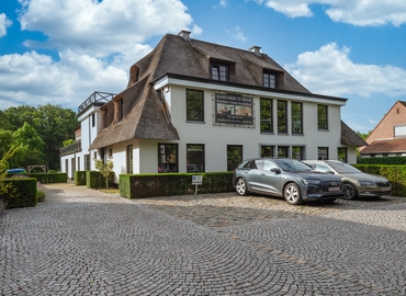 Bedrijventerrein te huur  Brasschaat, Bredabaan 859, 40 m², - 0 | MatchOffice.be