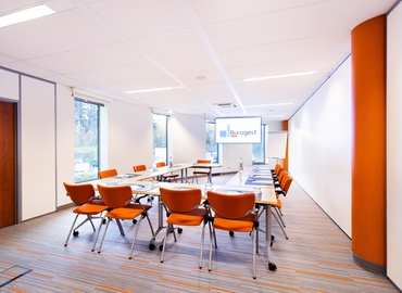 Bureaux équipés à louer à Namur, Avenue des Dessus-de-Lives, 1000 m², - 10 | MatchOffice.be