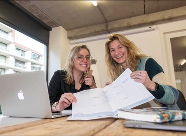 Lease flexible a 100 m² Coworking space  in Louvain, Engels Plein 35 (3000) - 1 | MatchOffice