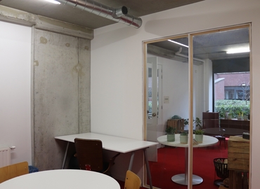 Join comfortable a 100 m² Shared office  in Louvain, Engels Plein 35 (3000) - 8 | MatchOffice.com