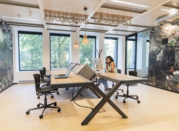 Bedrijventerrein te huur  Elsene, Avenue Louise 231, 7200 m², - 0 | MatchOffice.be