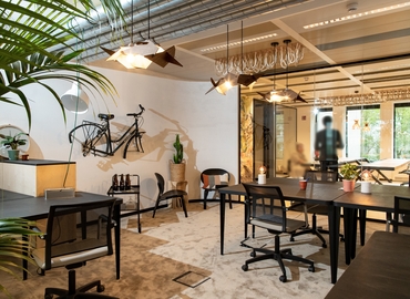 Bedrijventerrein te huur  Elsene, Avenue Louise 231, 7200 m², - 5 | MatchOffice.be