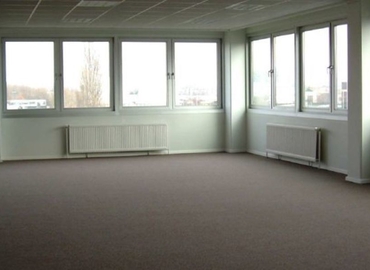 739 m² Business space in Anderlecht, Paapsemlaan 11 (1070) - 6 | MatchOffice