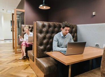 60 m² Serviced office in Ixelles, Rond-point Robert Schuman (1040) - 3 | MatchOffice.com