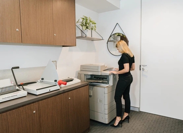 Bedrijvenpark te huur  Etterbeek, Rond-point Robert Schuman, 60 m², - 5 | MatchOffice.be