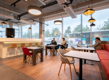 Bureaux partagés à louer à Anderlecht, Boulevard Industriel 9, 100 m², - 1 | MatchOffice.be