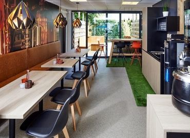 40 m² Conference room in Aartselaar, Antwerpsesteenweg 124 (2630) - 2 | MatchOffice.com