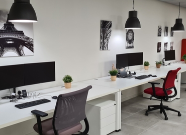 Bureaux à louer à Geel, Statieplein, 600 m², - 0 | MatchOffice.be