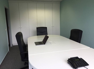 Domiciliation entreprise à louer à Braine-l'Alleud, Avenue du Commerce - 5 | MatchOffice.be