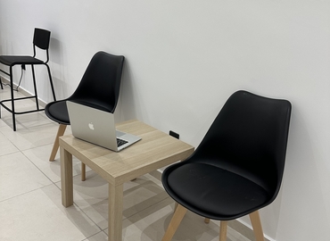Business center te huur  Doornik, Rue de l'Yser 4, 30 m², - 0 | MatchOffice.be