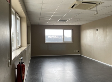 Business center te huur  Sint-Truiden, Bedrijvenstraat 4502, 340 m², - 8 | MatchOffice.be