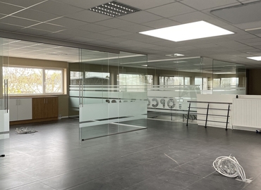 Bedrijventerrein te huur  Sint-Truiden, Bedrijvenstraat 4502, 340 m², - 2 | MatchOffice.be