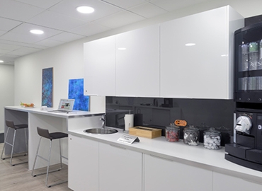 Salle de réunion à louer à Ottignies-Louvain-la-Neuve, Place de l’Université 16, 25 m², - 8 | MatchOffice.be