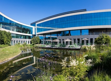 Business center à louer à Anderlecht, Lenniksebaan 451, 1018 m², - 0 | MatchOffice.be