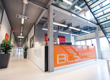 Flexplek te huur  Sint-Lambrechts-Woluwe, Clos Chapelle-aux-Champs 30, 42 m², - 1 | MatchOffice.be