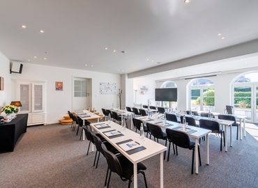 70 m² Convention center in Uccle, Avenue Georges Lecointe 50 (1180) - 0 | MatchOffice.com