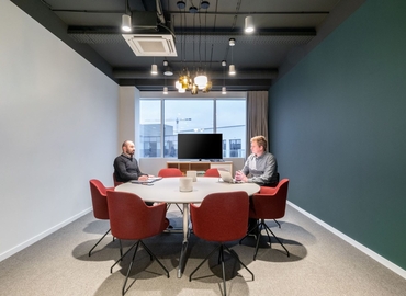 42 m² Convention center in Liege, Rue des Guillemins 139 (4000) - 1 | MatchOffice.com