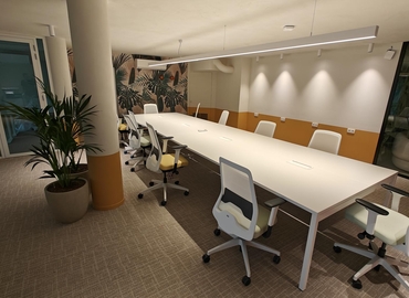 Сentre d'affaires à louer à Saint-Nicolas, Stationsplein 29, 160 m², - 13 | MatchOffice.be