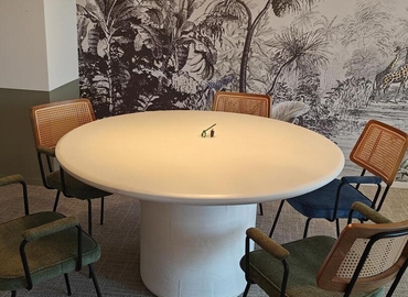 160 m² Business space in Sint Niklaas, Stationsplein 29 (9100) - 16 | MatchOffice.com