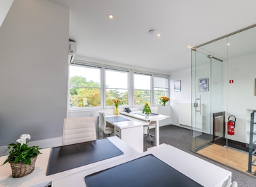 Kantoor te huur  Ukkel, Avenue Georges Lecointe 50, 30 m², - 2 | MatchOffice.be