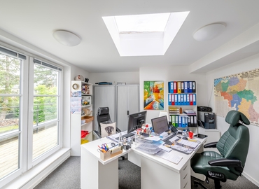 Locaux commerciaux à louer à Uccle, Avenue Georges Lecointe 50, 30 m², - 2 | MatchOffice.be