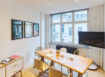 Bureaux équipés à louer à Ville de Bruxelles, Rue de la Presse 4 , 225 m², - 1 | MatchOffice.be