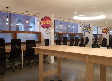 Flexplek te huur  Sint-Jans-Molenbeek, Place de la Minoterie 10, 1000 m², - 0 | MatchOffice.be