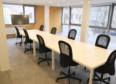 Flexwerkplek te huur  Sint-Jans-Molenbeek, Place de la Minoterie 10, 1000 m², - 1 | MatchOffice.be