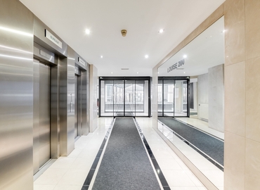 Сentre d'affaires à louer à Ixelles, Louizalaan 200, 450 m², - 18 | MatchOffice.be