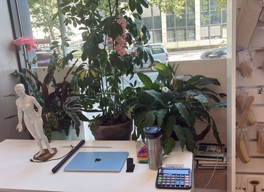 Office Steenweg op Etterbeek 55 1000 City of Brussels
