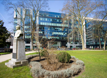 Office 38/40 square de Meeûs 1000 Ixelles
