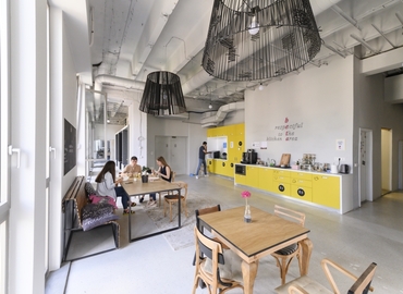 10 m² Coworking  in Sofia, ул. „Шипка“ 6 (1504) - 8 | MatchOffice.com