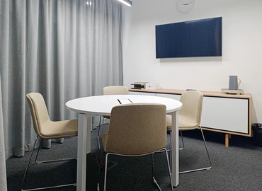 50 m² Conference center in Sofia, Nikola Tesla (1574) - 1 | MatchOffice.com