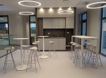 45 m² Conference room in Manama, Almoayyed Tower (5856) - 0 | MatchOffice.com